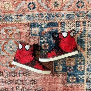 GAP kids x Marvel Spiderman Sz 5 Kids High-Top Sneakers EUC